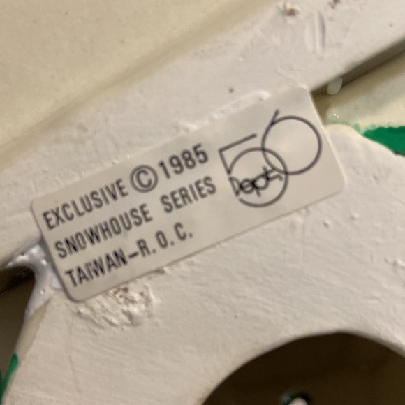 Department 56 River Road House 1985 - Picture 7 of 8